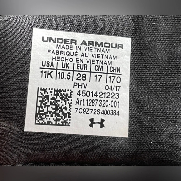 Under Armour 4D Foam Youth Slip On V Slides Black White Sandals Size 11 NWOT - Picture 5 of 5